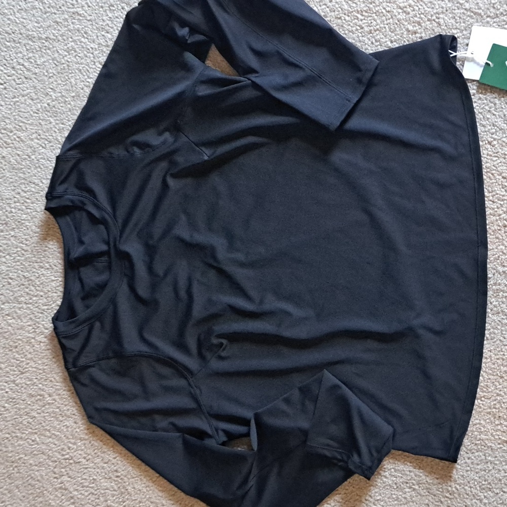 XLARGE    HALARA BACK  TEAR DROP CUT OUT LONG SLEEVED TOP - Picture 2 of 7
